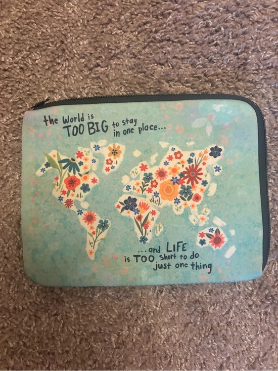 NATURAL LIFE Handbags - NATURAL LIFE Teal Floral World Map Travel Pouch